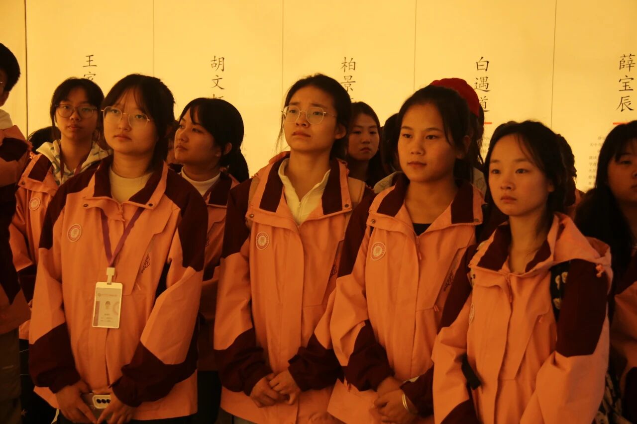 1AC01